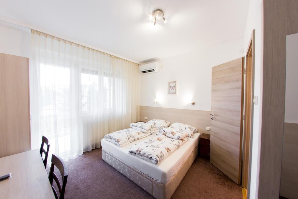 Vándor Vendégház Szeged Exterior foto